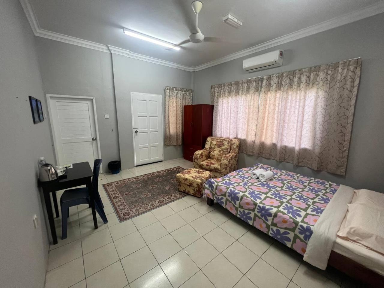 Hotel Putra Sentosa Retreat Camp, Sematan Camera foto